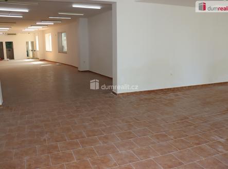 2 | Pronájem - obchodní prostor, 160 m²