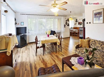 4 | Prodej - dům/vila, 200 m²