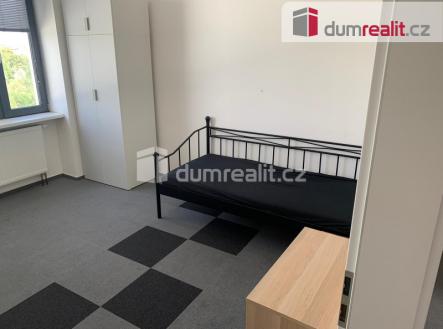 Pronájem bytu, 1+kk, 15 m² obrázek