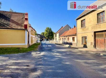 3 | Pronájem - komerční objekt, sklad, 500 m²