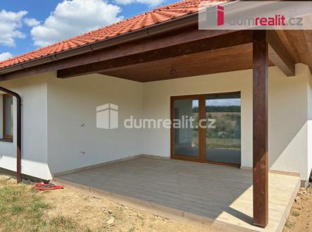 2 | Prodej - dům/vila, 145 m²