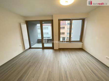 4 | Pronájem bytu, 1+kk, 41 m²