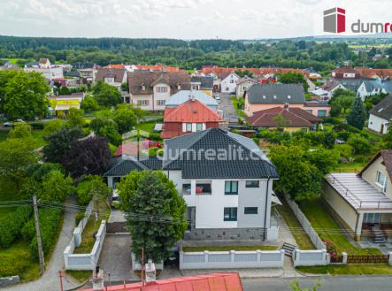 3 | Prodej - dům/vila, 360 m²