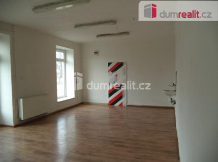 2 | Pronájem - obchodní prostor, 71 m²