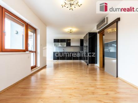 3 | Prodej bytu, 6+kk, 144 m²