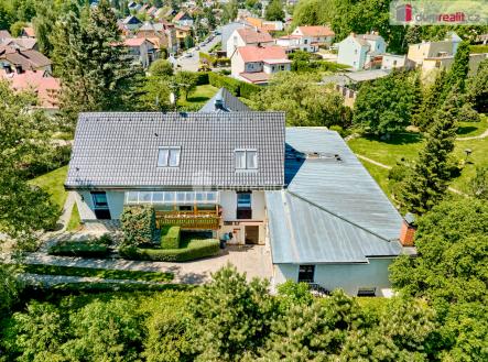 4 | Prodej - dům/vila, 1 003 m²