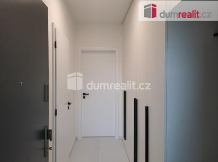 3 | Pronájem bytu, 1+kk, 35 m²