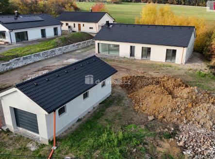 3 | Prodej - dům/vila, 175 m²