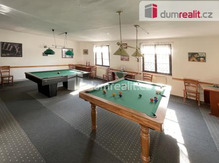 2 | Pronájem - restaurace, 281 m²