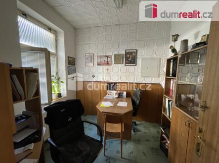 4 | Pronájem - restaurace, 281 m²