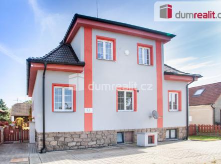 2 | Prodej - dům/vila, 258 m²