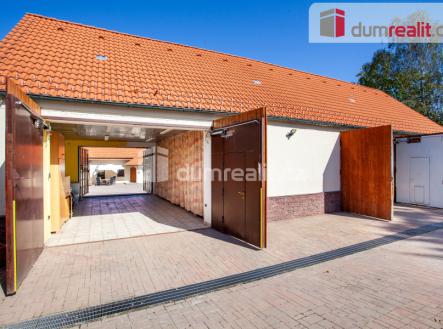 Prodej - dům/vila, 372 m²