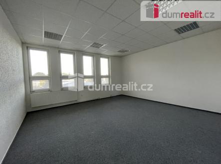3 | Pronájem - kanceláře, 167 m²