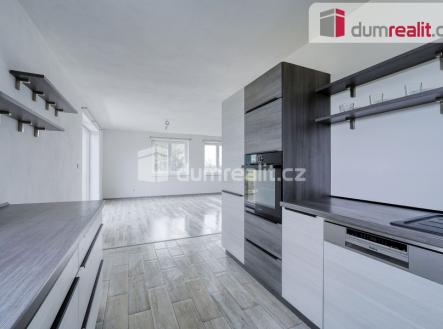 Prodej - dům/vila, 280 m²