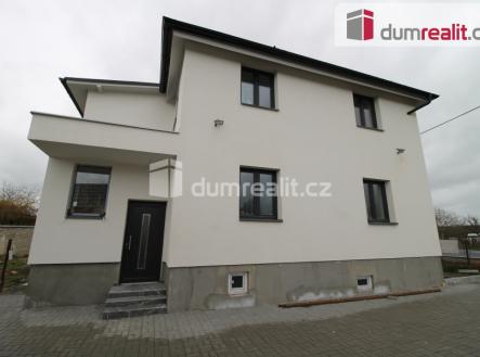 1 | Prodej - dům/vila, 250 m²