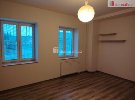 4 | Pronájem bytu, 1+kk, 28 m²