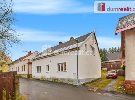 1 | Prodej - dům/vila, 180 m²