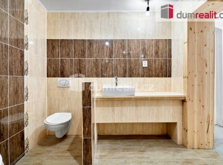 3 | Prodej - dům/vila, 180 m²