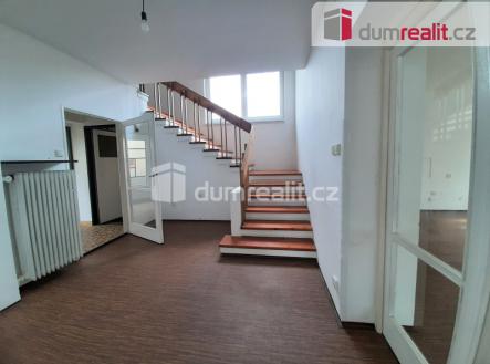 Prodej - dům/vila, 187 m²