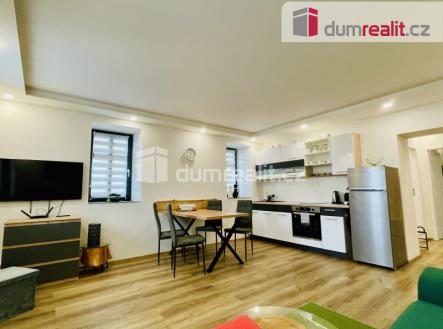 3 | Prodej bytu, 2+kk, 46 m²