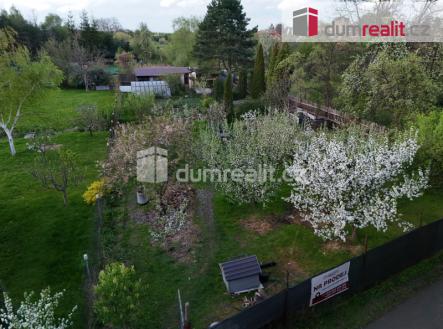 Prodej - pozemek, zahrada, 1 075 m²