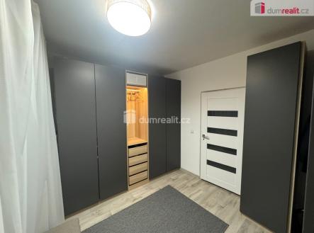 4 | Pronájem bytu, 4+1, 87 m²