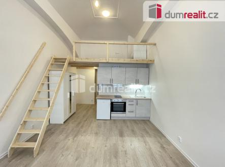 3 | Pronájem bytu, 1+kk, 42 m²