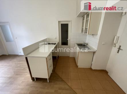 2 | Pronájem bytu, 2+kk, 35 m²