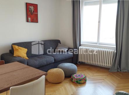 4 | Pronájem bytu, 2+kk, 48 m²