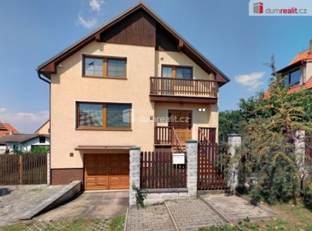 3 | Prodej - dům/vila, 327 m²