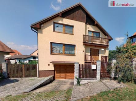 4 | Prodej - dům/vila, 327 m²