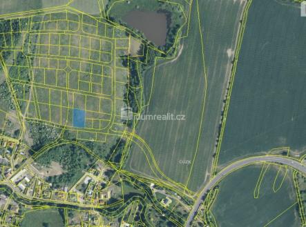 3 | Prodej - pozemek pro bydlení, 1 659 m²