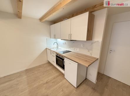 3 | Pronájem bytu, 1+kk, 48 m²