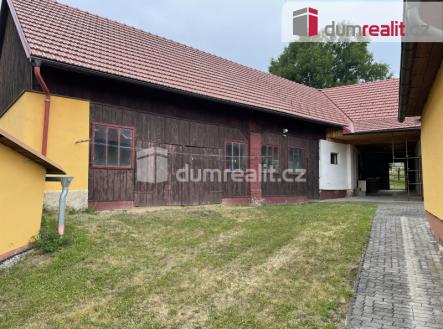 4 | Prodej - dům/vila, 550 m²