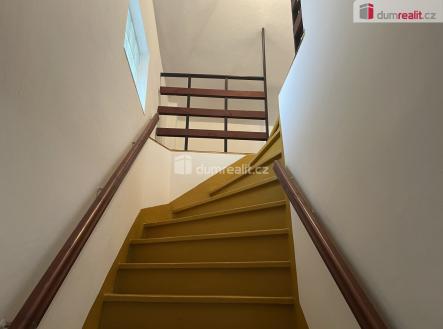 12 | Prodej - dům/vila, 98 m²