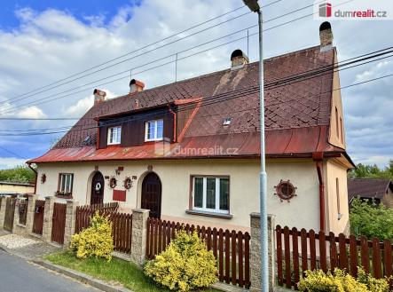 3 | Prodej - dům/vila, 180 m²
