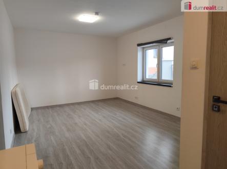 2 | Pronájem bytu, 1+kk, 25 m²