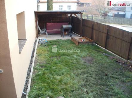 12 | Prodej - dům/vila, 430 m²