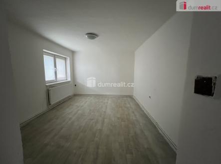 4 | Prodej - dům/vila, 430 m²
