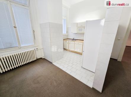 2 | Pronájem bytu, 2+kk, 72 m²