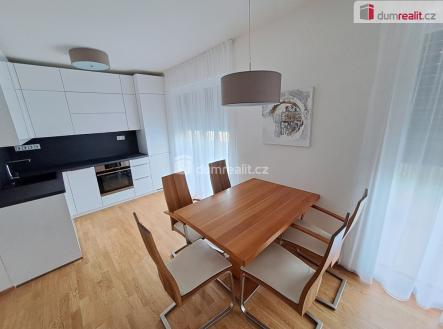 2 | Pronájem bytu, 3+kk, 70 m²