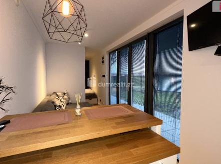 2 | Prodej - malý objekt/garáž