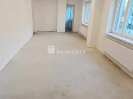 3 | Pronájem - obchodní prostor, 69 m²