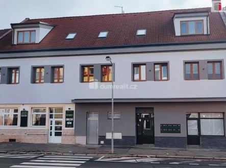 Čelní pohled budovy | Pronájem - jiné, 295 m²