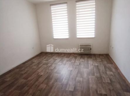 Pronájem bytu, 1+1, 36 m² obrázek
