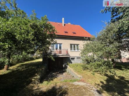 3 | Prodej - dům/vila, 200 m²