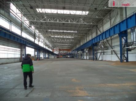 3 | Pronájem - výrobní prostor, 3 500 m²