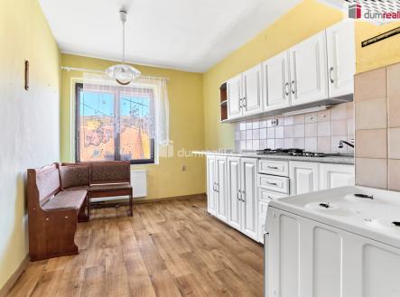 1 | Prodej - dům/vila, 192 m²