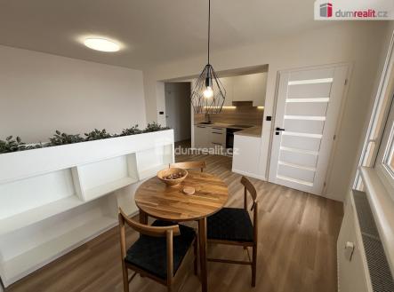 2 | Pronájem bytu, 2+kk, 40 m²