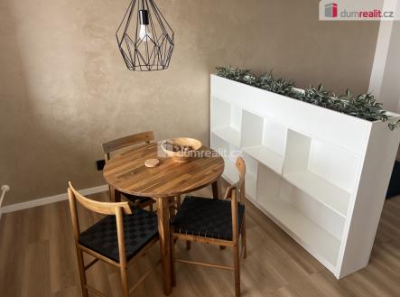 4 | Pronájem bytu, 2+kk, 40 m²